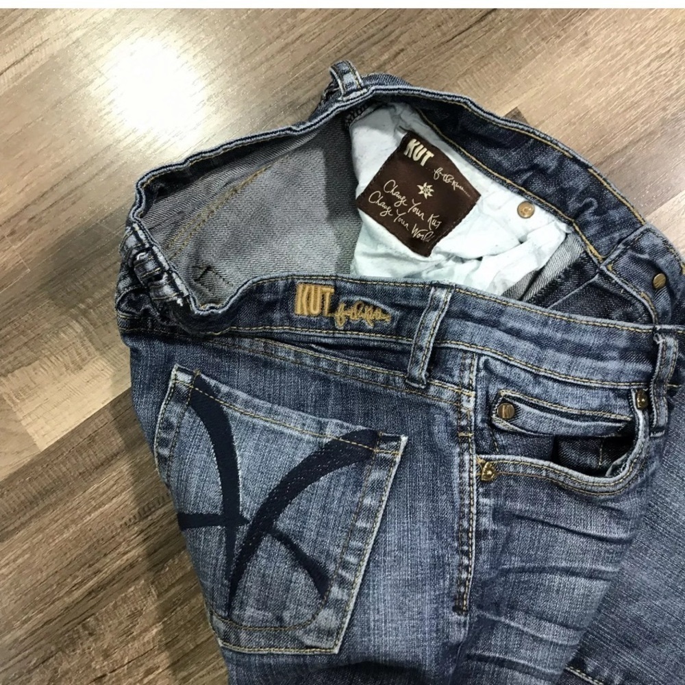 Kut from the Kloth Women's Bootcut Stretch Jeans - Picture 5 of 9